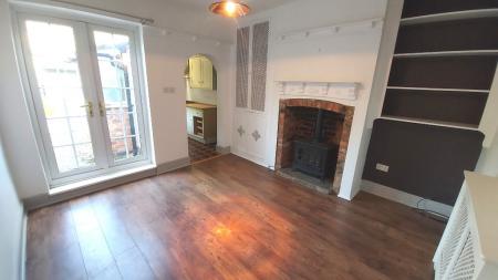 2 bedroom Terraced House to let in Gladstone Terrace, Grantham, NG31