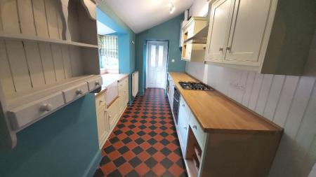 2 bedroom Terraced House to let in Gladstone Terrace, Grantham, NG31