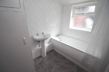 1 bedroom Flat to let in Bridge End Road, Grantham, NG31