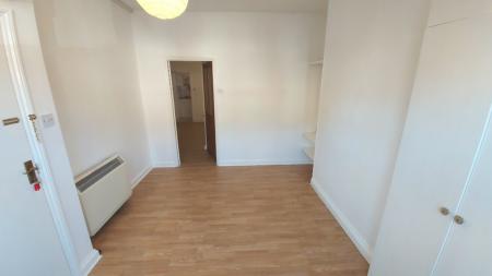 1 bedroom Flat to let in Bridge End Road, Grantham, NG31