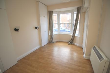 1 bedroom Flat to let in Bridge End Road, Grantham, NG31