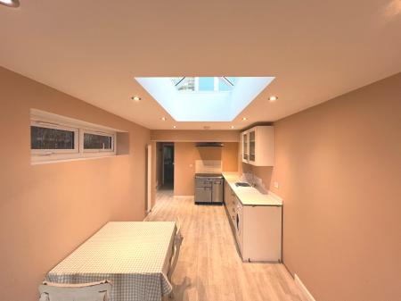2 bedroom Terraced House to let in Gelston, Grantham, NG32