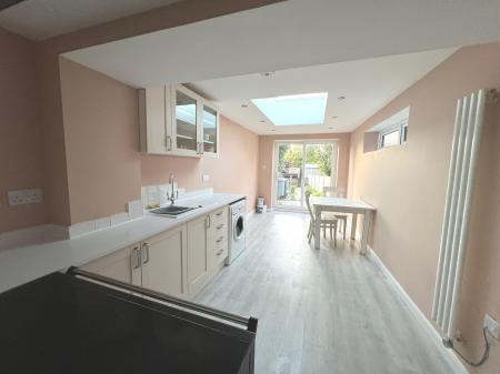 2 bedroom Terraced House to let in Gelston, Grantham, NG32