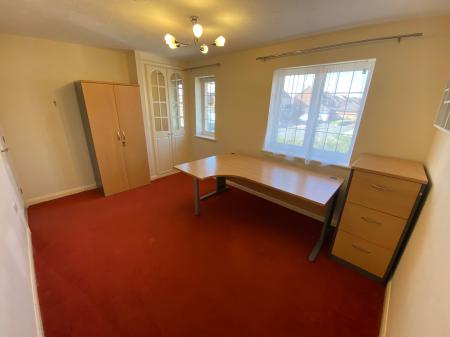 4 bedroom Detached house to let in Lindisfarne Way, Grantham, NG31