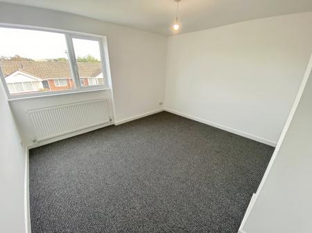 4 bedroom Semi-detached house to let in Hawksdale Close, Grantham, NG31