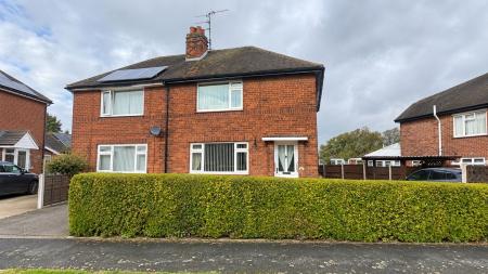 2 bedroom Semi-detached house to let in Buckminster Gardens, Grantham, NG31