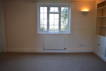 4 bedroom Farm House to let in Woolsthorpe Lane, Muston, NG13