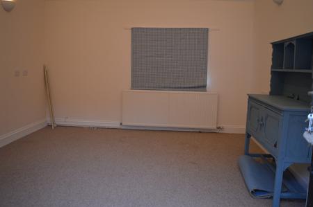 4 bedroom Farm House to let in Woolsthorpe Lane, Muston, NG13