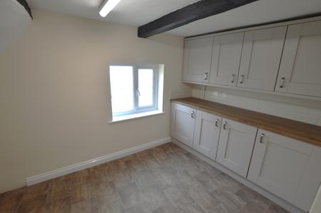 4 bedroom Farm House to let in Woolsthorpe Lane, Muston, NG13