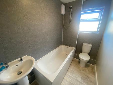 0 bedroom Terraced House to let in North Parade, Grantham, NG31