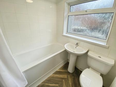 2 bedroom Bungalow to let in Rochester Drive, Grantham, NG31