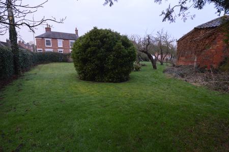 4 bedroom Detached house to let in Belvoir Road, Redmile, NG13