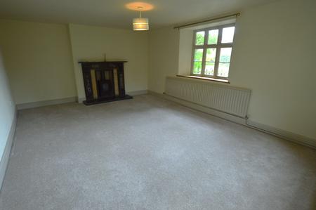 4 bedroom Detached house to let in Belvoir Road, Redmile, NG13