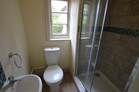 4 bedroom Detached house to let in Belvoir Road, Redmile, NG13