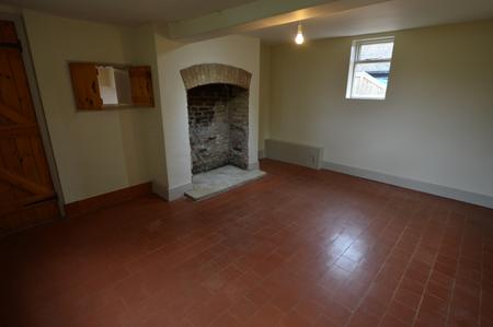 4 bedroom Detached house to let in Belvoir Road, Redmile, NG13