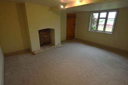 4 bedroom Detached house to let in Belvoir Road, Redmile, NG13