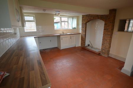 4 bedroom Detached house to let in Belvoir Road, Redmile, NG13
