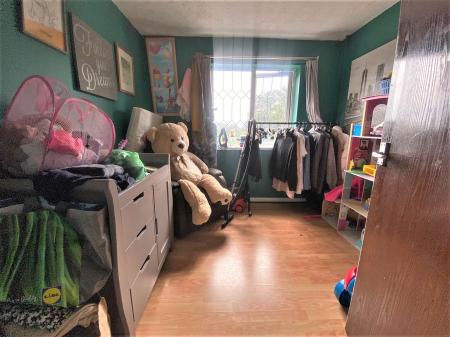 3 bedroom Terraced House for sale in Binbrook Way, Grimsby, DN37