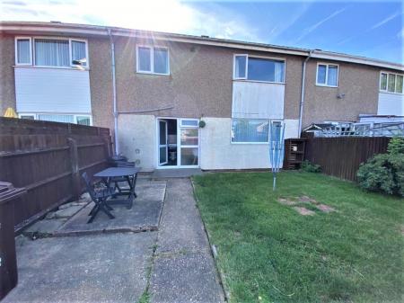 3 bedroom Terraced House for sale in Campbell Grove, Grimsby, DN37