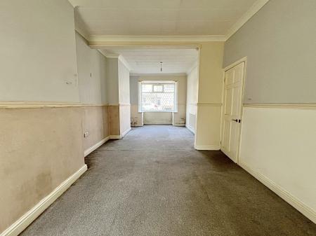 3 bedroom Terraced House for sale in Cooper Road, Grimsby, DN32