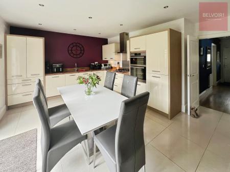 4 bedroom Detached house for sale in Ford Close, Grimsby, DN33