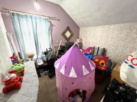 3 bedroom Terraced House for sale in James Street, Grimsby, DN31