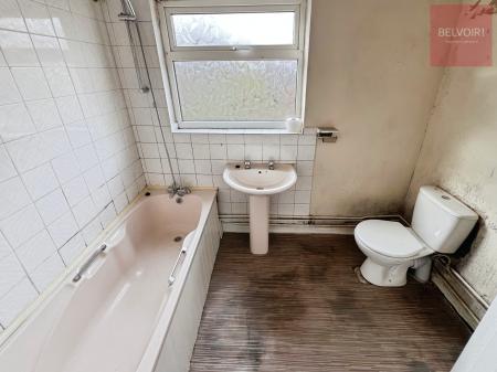 2 bedroom Terraced House for sale in James Street, Grimsby, DN31