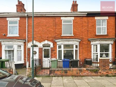 2 bedroom Terraced House for sale in James Street, Grimsby, DN31