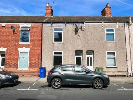 3 bedroom Terraced House for sale in Lord Street, Grimsby, DN31