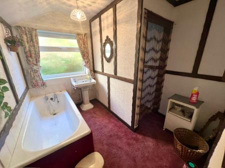 3 bedroom Terraced House for sale in Montague Street, Cleethorpes, DN35