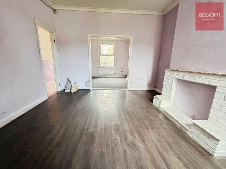 3 bedroom Terraced House for sale in Willingham Street, Grimsby, DN32