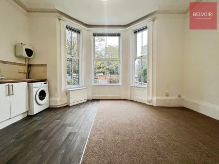 1 bedroom Studio flat to let in Bargate, Grimsby, DN34
