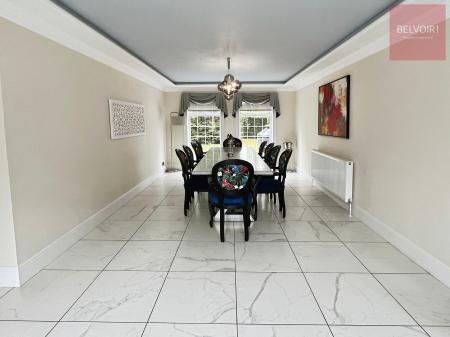 5 bedroom Detached house to let in Brickyard, Great Limber, Grimsby, DN37