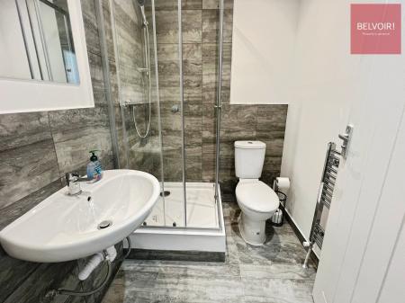 1 bedroom House share to let in Corporation Road, Grimsby, DN31