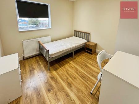 1 bedroom House share to let in Corporation Road, Grimsby, DN31