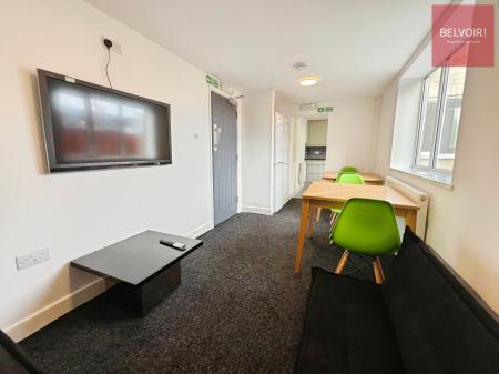 1 bedroom House share to let in Grimsby Road, Cleethorpes, DN35