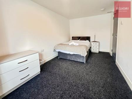 1 bedroom House share to let in Grimsby Road, Cleethorpes, DN35
