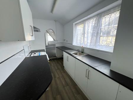 2 bedroom Terraced House to let in Haycroft Street, Grimsby, DN31