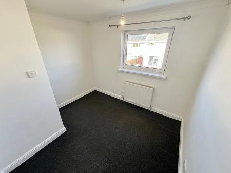 3 bedroom Terraced House to let in Queensway, Grimsby, DN37