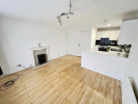 2 bedroom Flat to let in Torrington Street, Grimsby, DN32