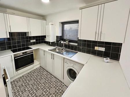 2 bedroom Flat to let in Torrington Street, Grimsby, DN32