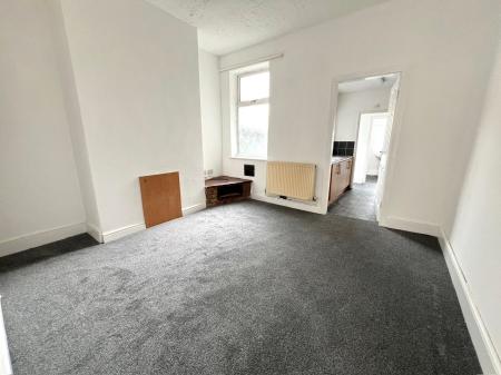 3 bedroom Terraced House for sale in Donnington Street, Grimsby, DN32