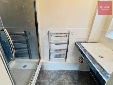 3 bedroom Detached bungalow to let in Station Road, Stallingborough, DN41