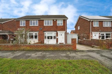 Ferndown Drive, Immingham, DN40