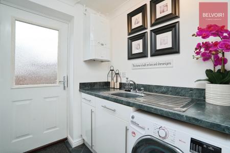 4 bedroom Detached house for sale in Bevers Way, Holton Le Clay, DN36