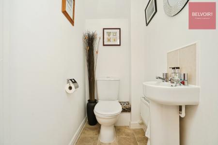 4 bedroom Detached house for sale in Bevers Way, Holton Le Clay, DN36