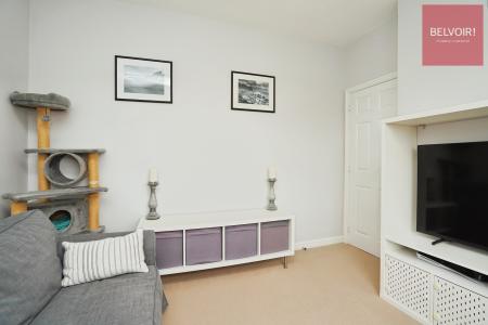 4 bedroom Detached house for sale in Bevers Way, Holton Le Clay, DN36