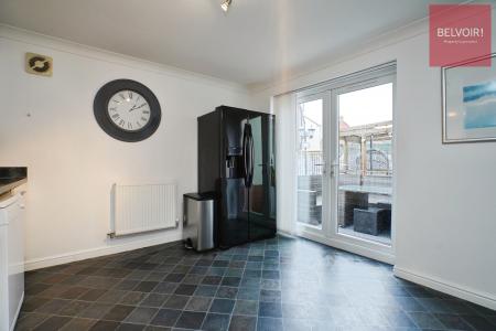 4 bedroom Detached house for sale in Bevers Way, Holton Le Clay, DN36