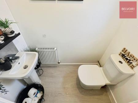 3 bedroom Semi-detached house for sale in Thornbury Drive, Scartho Top, DN33