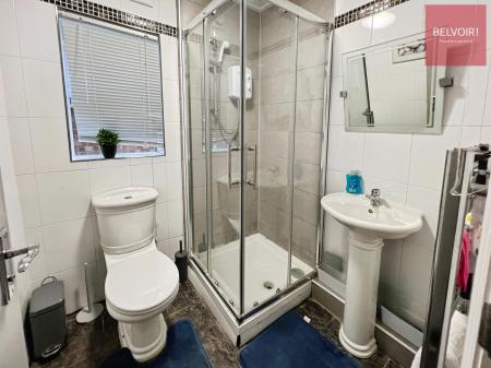 1 bedroom Terraced House to let in Farebrother Street, Grimsby, DN32